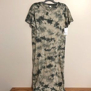 Old Navy Green S Tall Tye Dye Maxi Dress